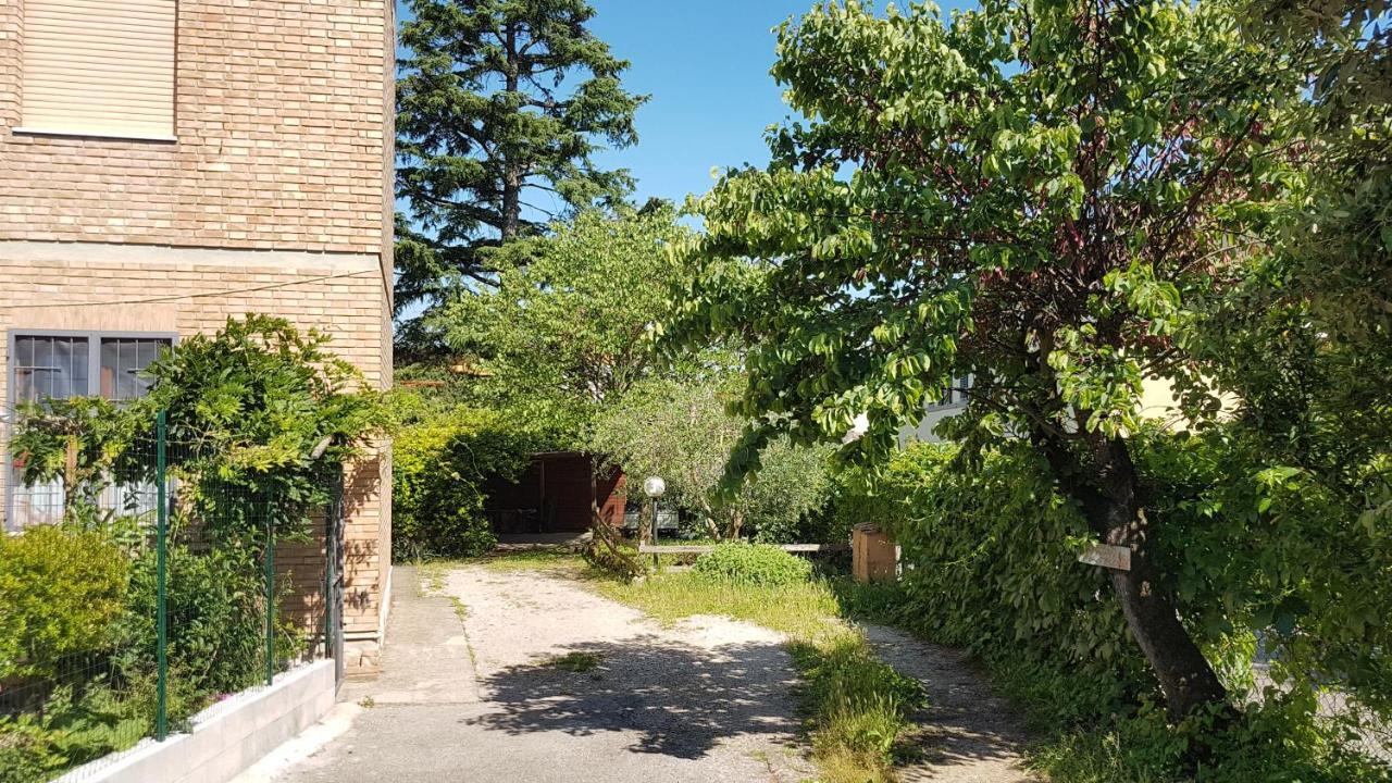 Apartament La Casina Di Jo Siena Zewnętrze zdjęcie